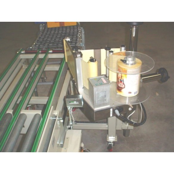 Sistema di Controllo ed Etichettatura in Fine Linea