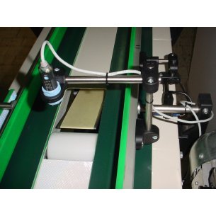 Applicazione Etichetta da Sotto 2