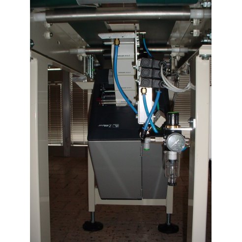 Applicazione Etichetta da Sotto